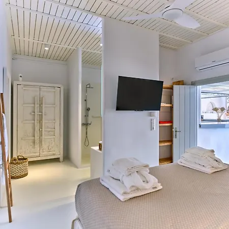 Beachhouse Small Santa Maria By Naoussa Direct Access Villa Santa Maria (Paros)